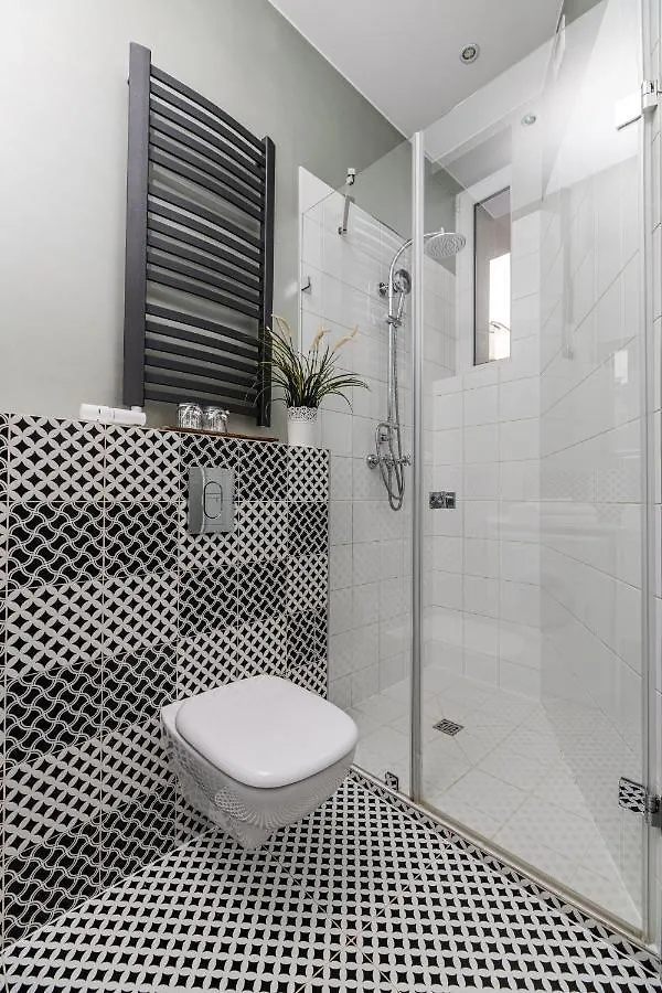 Native Apartments Batorego 7- Bardzo Ciche I Spokojne Miejsce Krakau